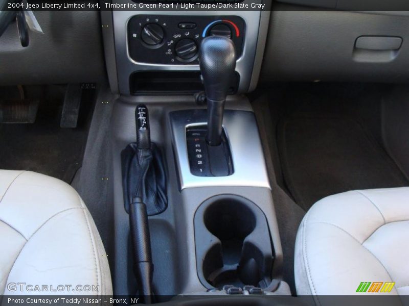 Timberline Green Pearl / Light Taupe/Dark Slate Gray 2004 Jeep Liberty Limited 4x4