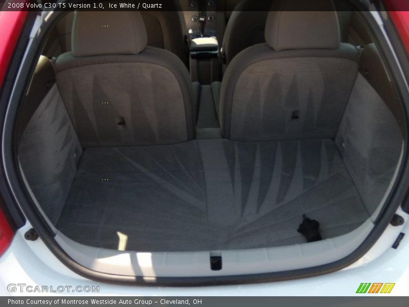 Ice White / Quartz 2008 Volvo C30 T5 Version 1.0