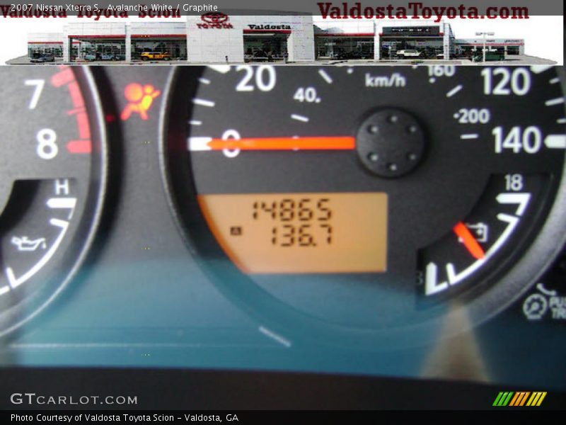 Avalanche White / Graphite 2007 Nissan Xterra S