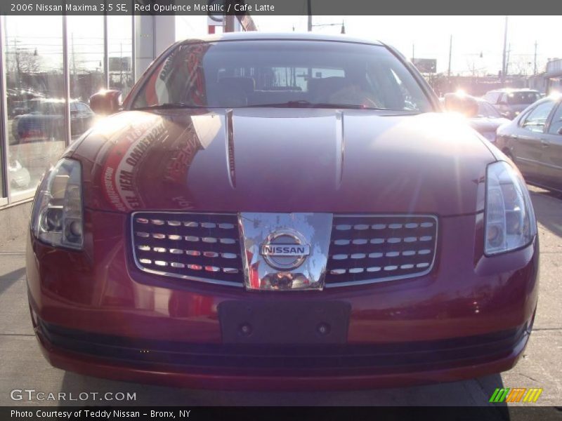 Red Opulence Metallic / Cafe Latte 2006 Nissan Maxima 3.5 SE