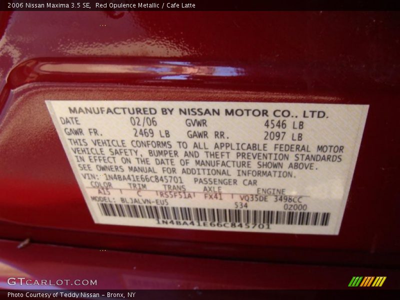 Red Opulence Metallic / Cafe Latte 2006 Nissan Maxima 3.5 SE