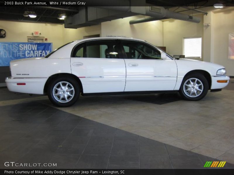 White / Medium Gray 2003 Buick Park Avenue