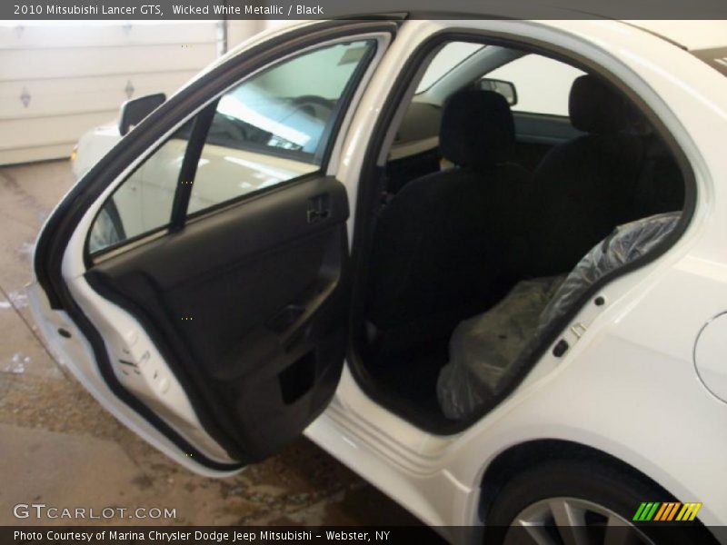 Wicked White Metallic / Black 2010 Mitsubishi Lancer GTS