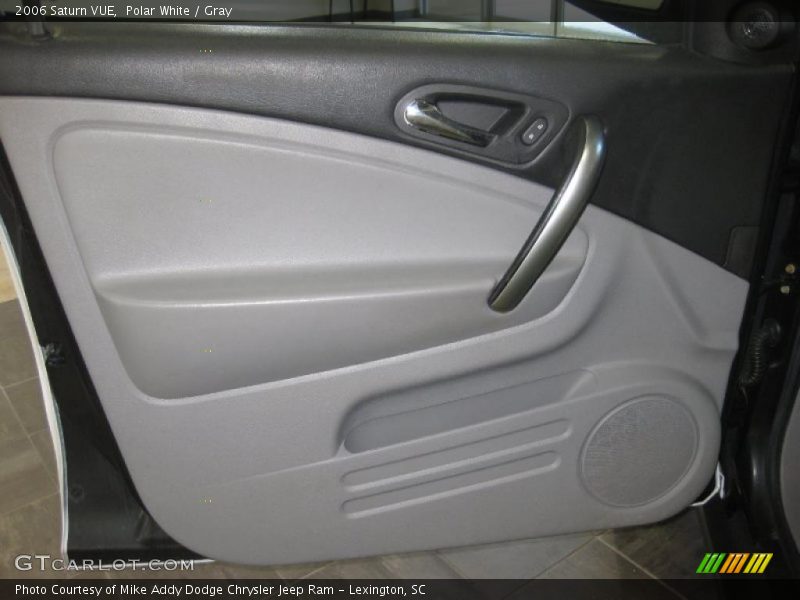 Polar White / Gray 2006 Saturn VUE