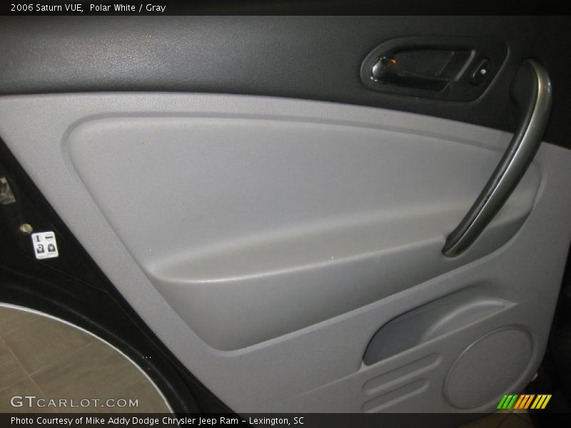 Polar White / Gray 2006 Saturn VUE