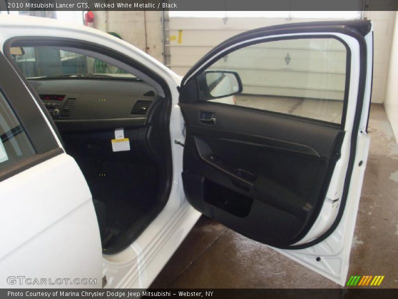 Wicked White Metallic / Black 2010 Mitsubishi Lancer GTS