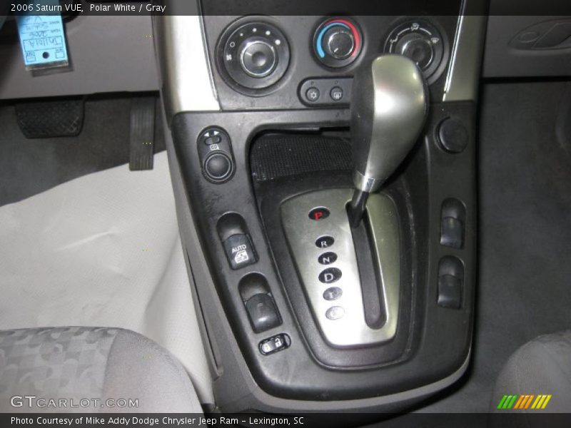Polar White / Gray 2006 Saturn VUE