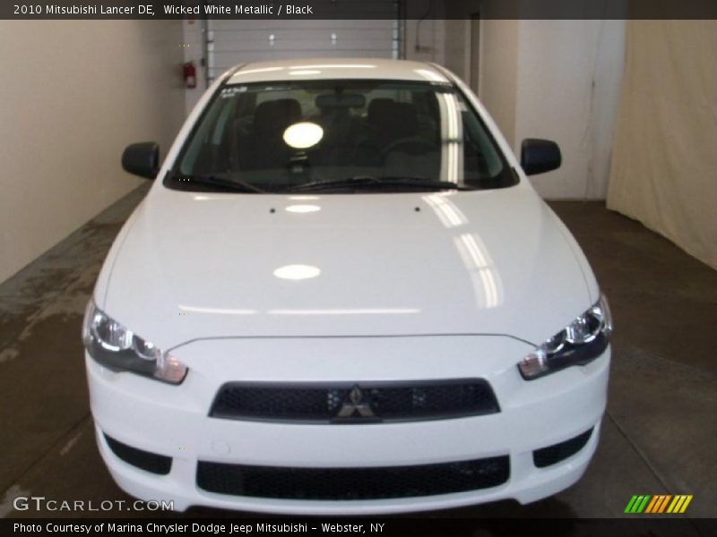 Wicked White Metallic / Black 2010 Mitsubishi Lancer DE
