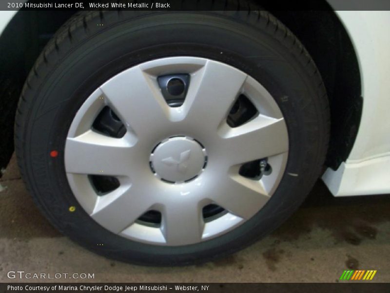 Wicked White Metallic / Black 2010 Mitsubishi Lancer DE
