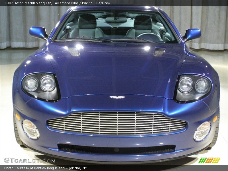 Aviemore Blue / Pacific Blue/Grey 2002 Aston Martin Vanquish