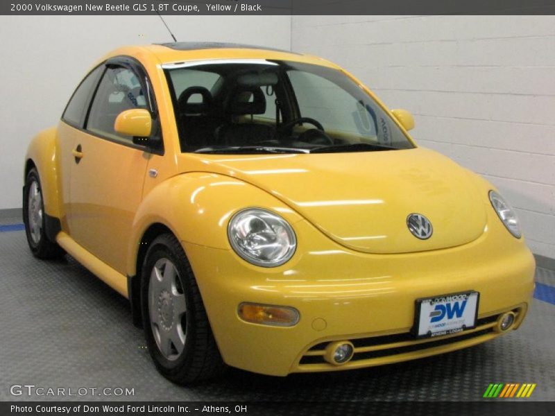 Yellow / Black 2000 Volkswagen New Beetle GLS 1.8T Coupe