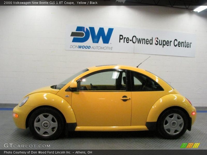 Yellow / Black 2000 Volkswagen New Beetle GLS 1.8T Coupe