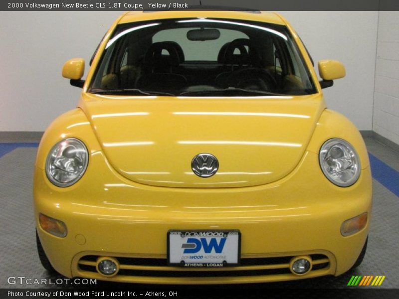 Yellow / Black 2000 Volkswagen New Beetle GLS 1.8T Coupe