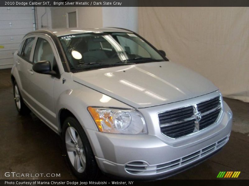 Bright Silver Metallic / Dark Slate Gray 2010 Dodge Caliber SXT
