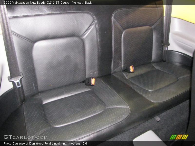 Yellow / Black 2000 Volkswagen New Beetle GLS 1.8T Coupe