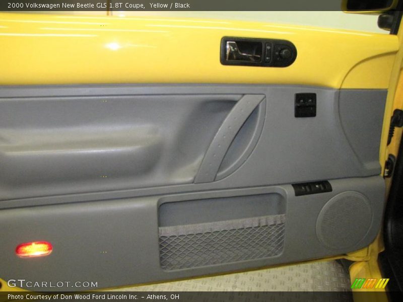 Yellow / Black 2000 Volkswagen New Beetle GLS 1.8T Coupe