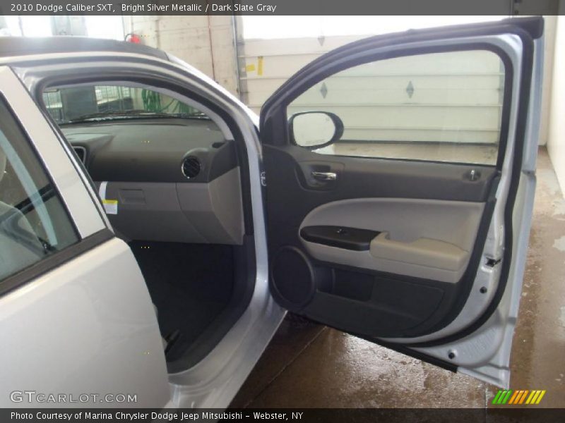 Bright Silver Metallic / Dark Slate Gray 2010 Dodge Caliber SXT
