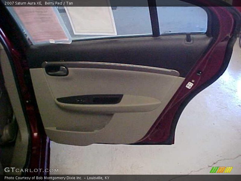 Berry Red / Tan 2007 Saturn Aura XE
