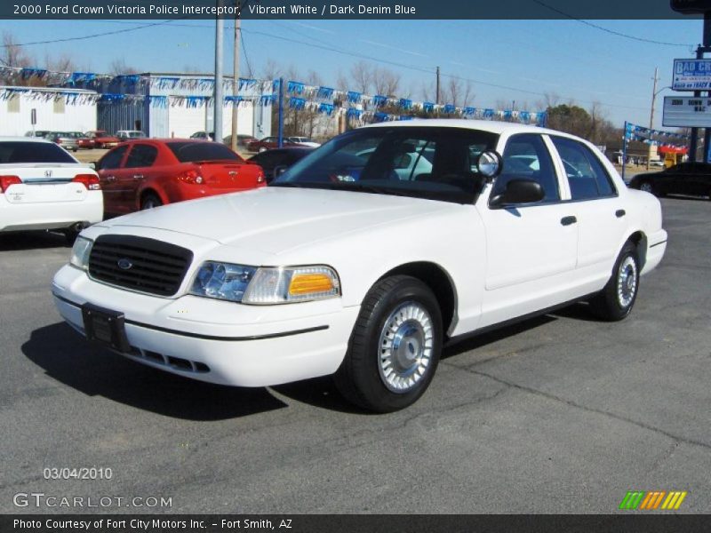 Vibrant White / Dark Denim Blue 2000 Ford Crown Victoria Police Interceptor