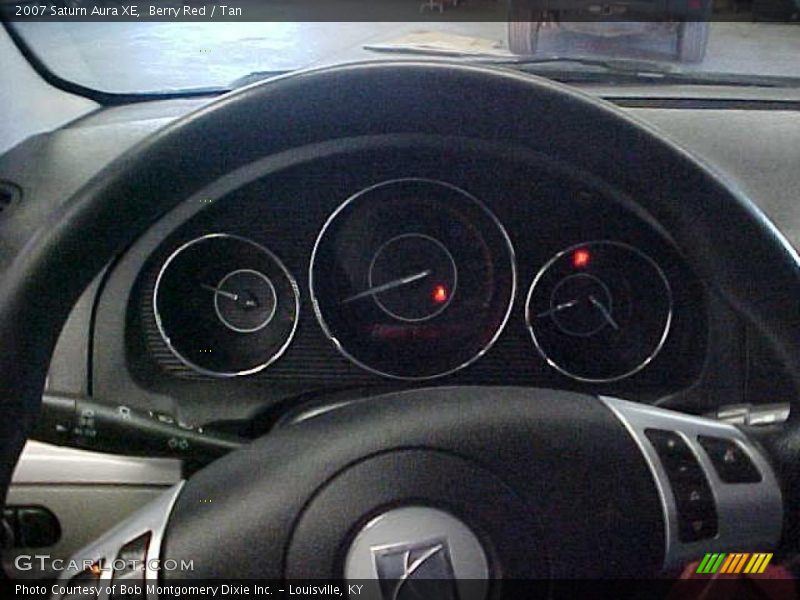 Berry Red / Tan 2007 Saturn Aura XE