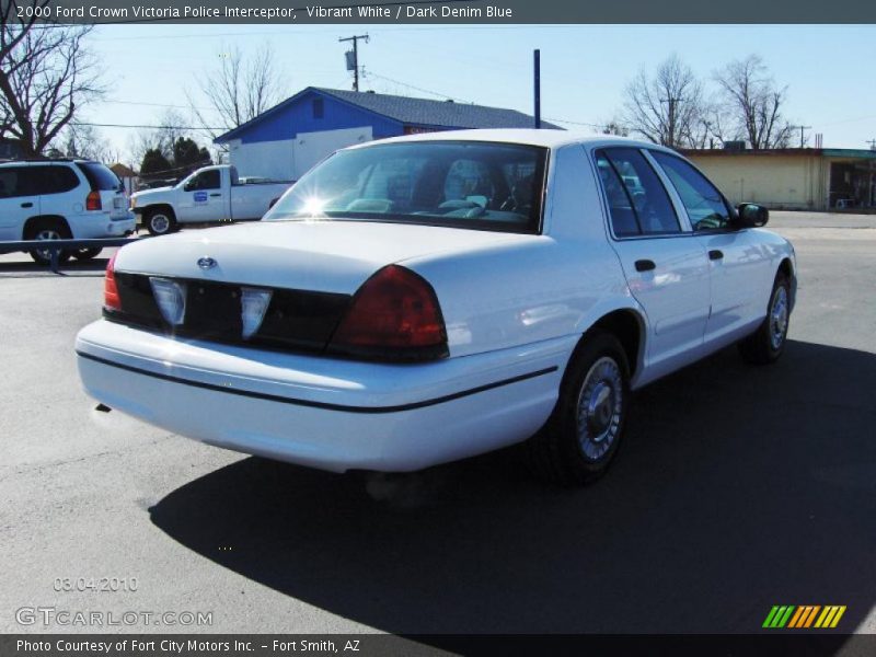 Vibrant White / Dark Denim Blue 2000 Ford Crown Victoria Police Interceptor