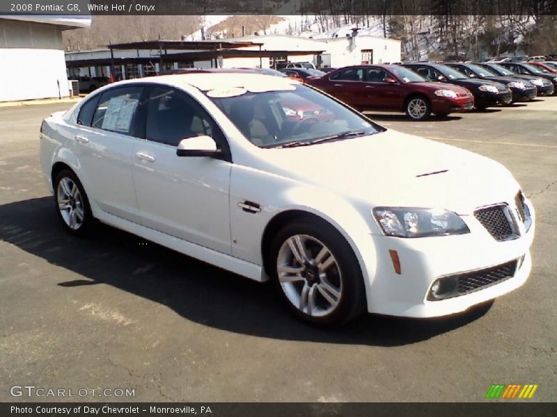 White Hot / Onyx 2008 Pontiac G8
