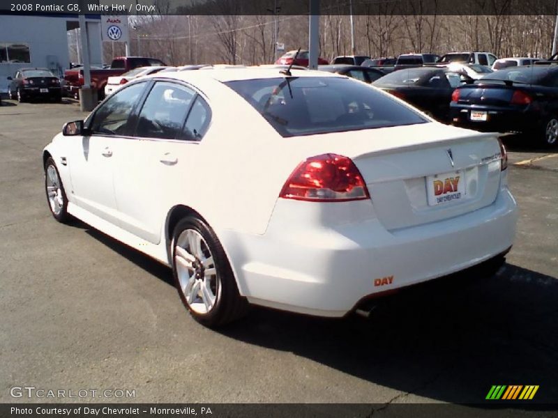 White Hot / Onyx 2008 Pontiac G8