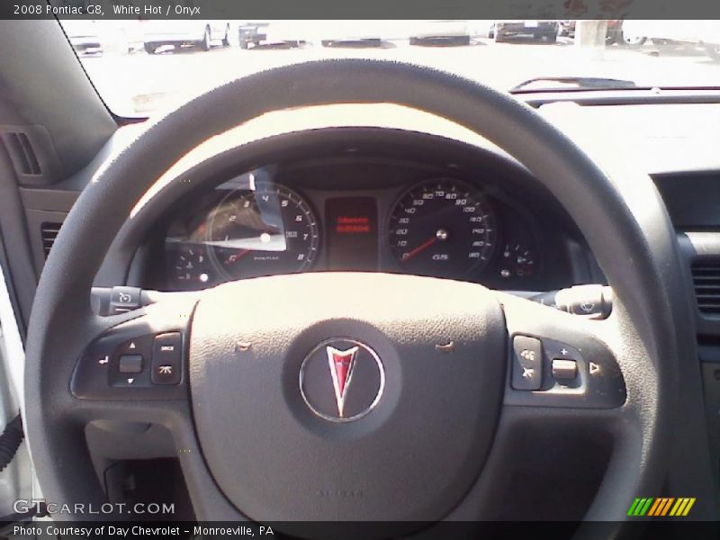 White Hot / Onyx 2008 Pontiac G8