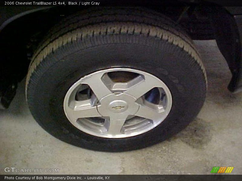 Black / Light Gray 2006 Chevrolet TrailBlazer LS 4x4