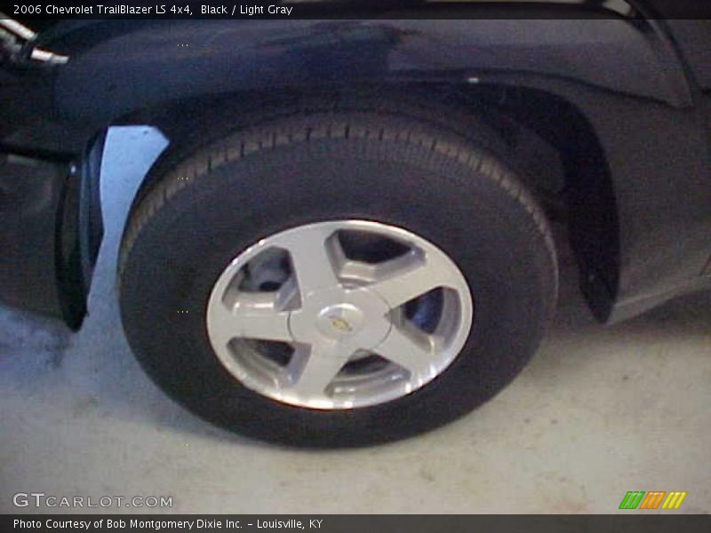 Black / Light Gray 2006 Chevrolet TrailBlazer LS 4x4