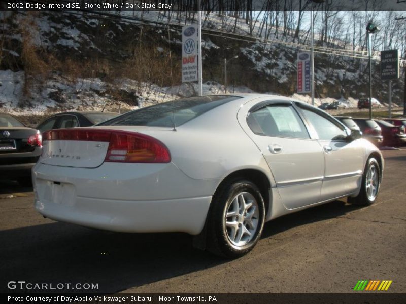 Stone White / Dark Slate Gray 2002 Dodge Intrepid SE