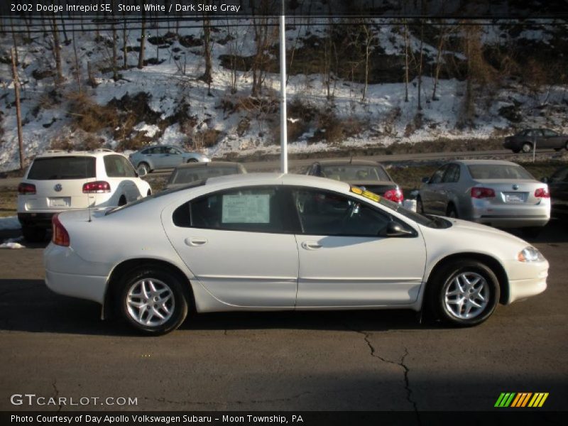 Stone White / Dark Slate Gray 2002 Dodge Intrepid SE