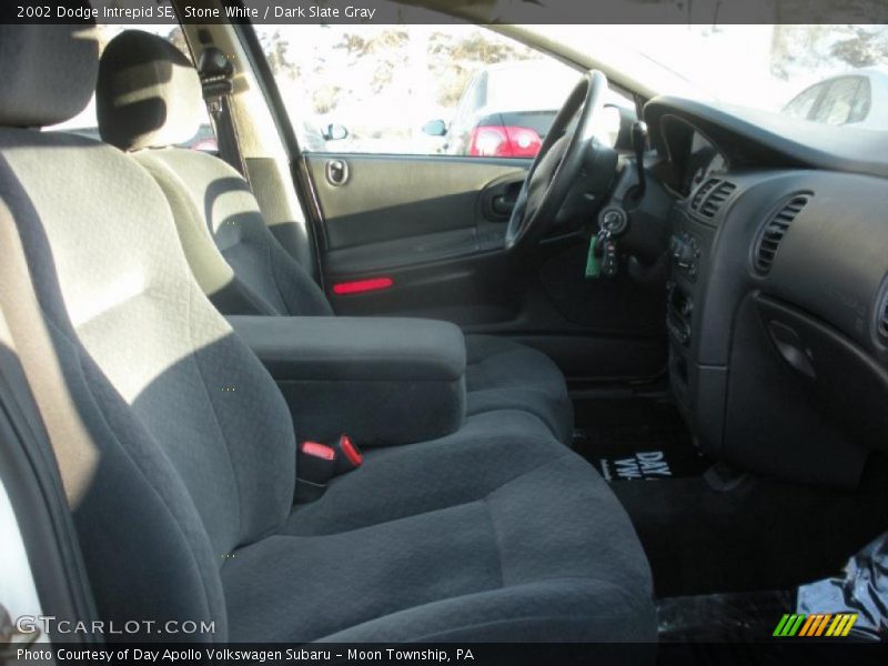 Stone White / Dark Slate Gray 2002 Dodge Intrepid SE