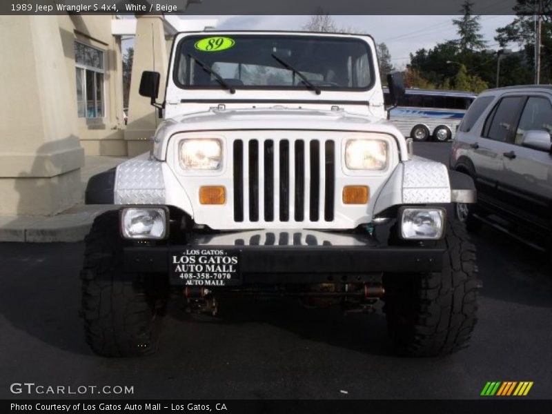 White / Beige 1989 Jeep Wrangler S 4x4