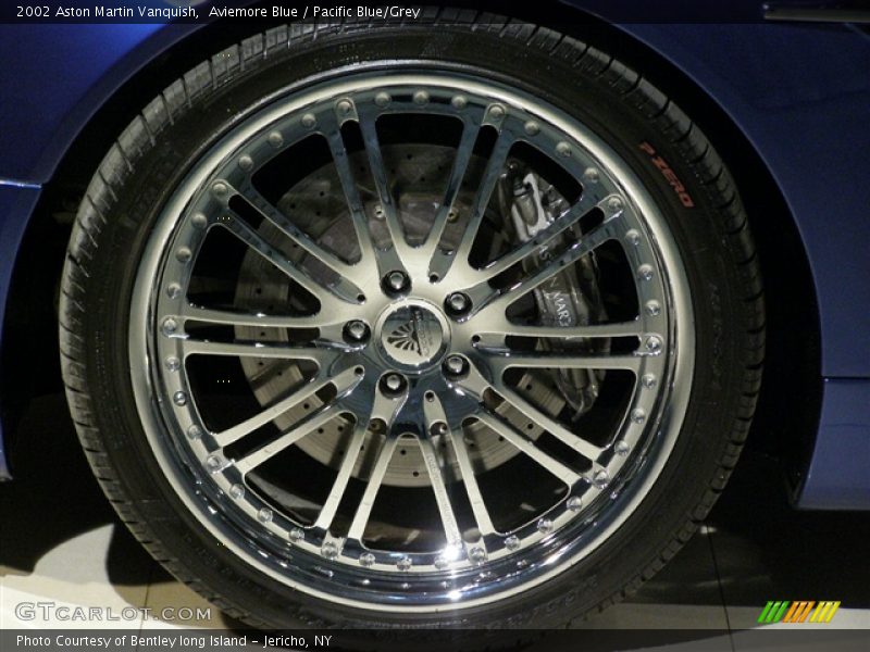Aviemore Blue / Pacific Blue/Grey 2002 Aston Martin Vanquish