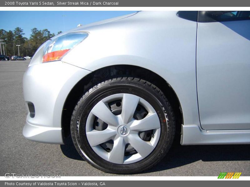 Silver Streak Mica / Dark Charcoal 2008 Toyota Yaris S Sedan