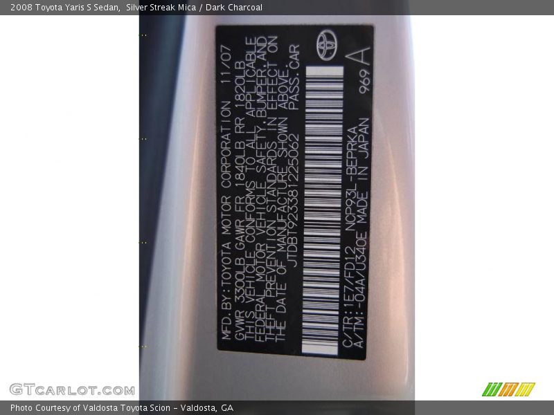 Silver Streak Mica / Dark Charcoal 2008 Toyota Yaris S Sedan