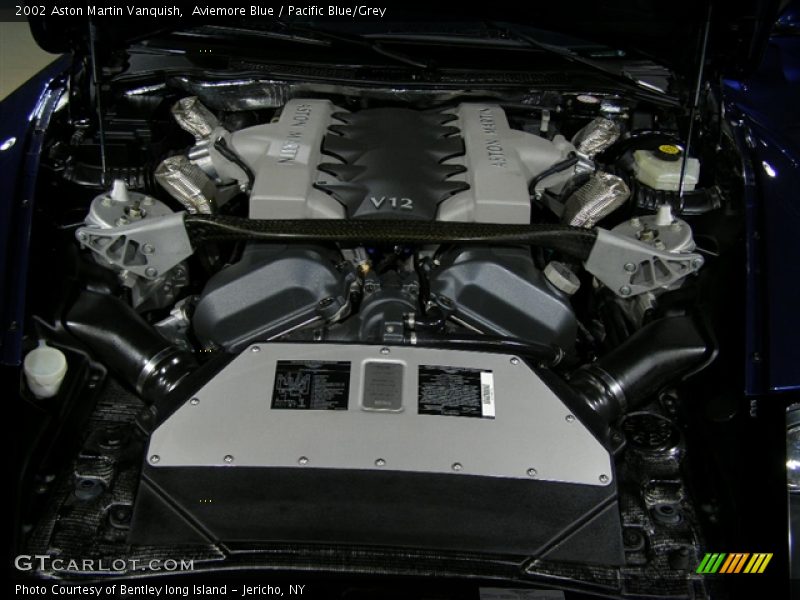Aviemore Blue / Pacific Blue/Grey 2002 Aston Martin Vanquish