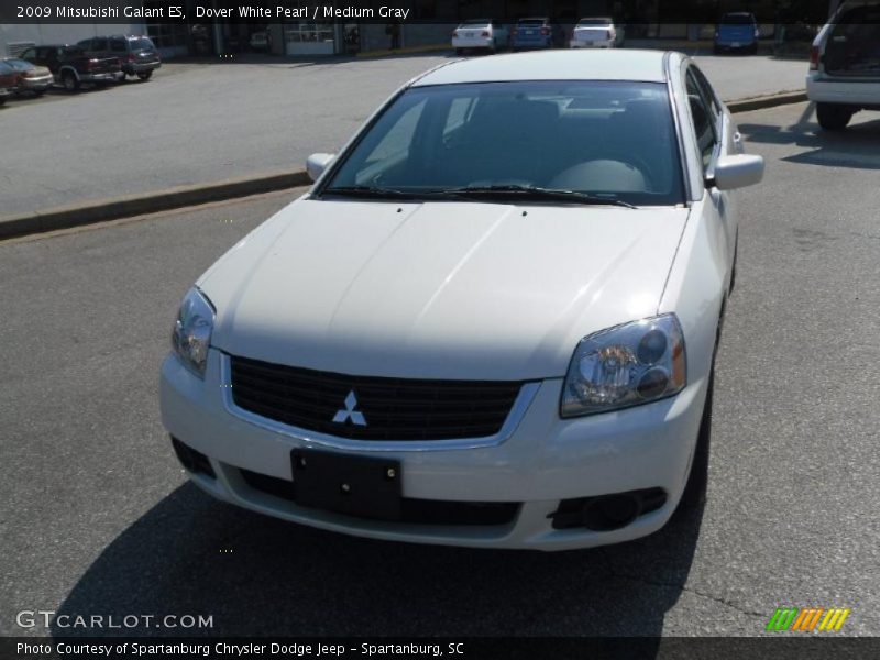 Dover White Pearl / Medium Gray 2009 Mitsubishi Galant ES
