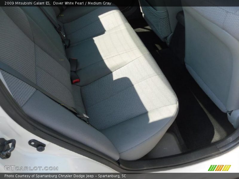 Dover White Pearl / Medium Gray 2009 Mitsubishi Galant ES