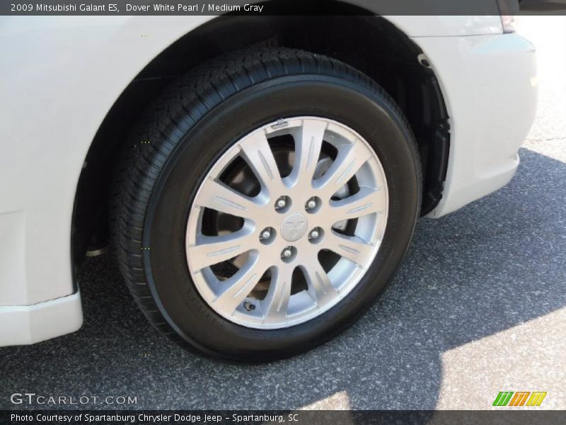 Dover White Pearl / Medium Gray 2009 Mitsubishi Galant ES