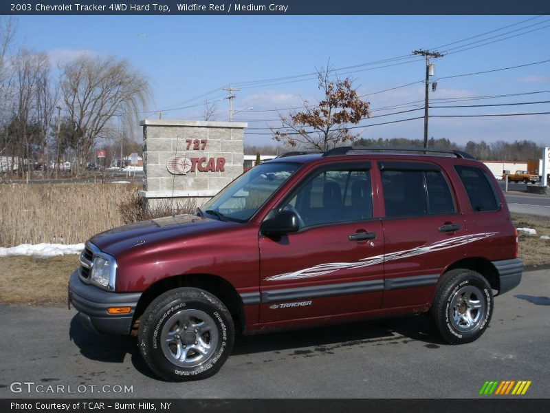 Wildfire Red / Medium Gray 2003 Chevrolet Tracker 4WD Hard Top