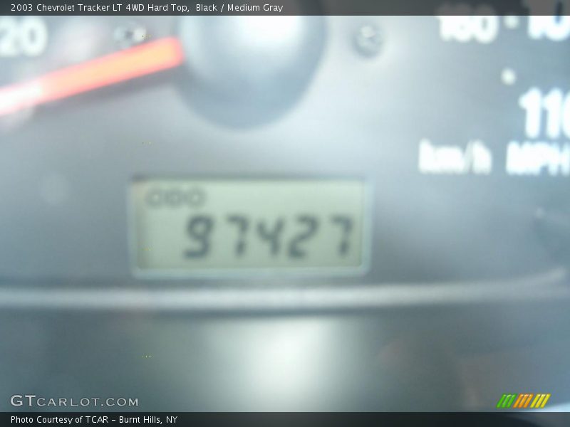 Black / Medium Gray 2003 Chevrolet Tracker LT 4WD Hard Top