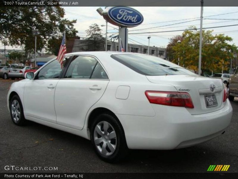 Super White / Ash 2007 Toyota Camry LE