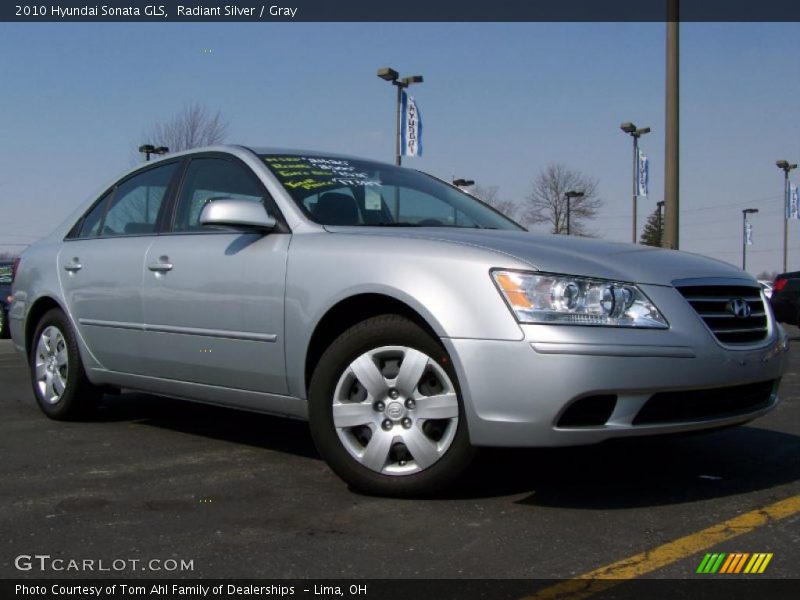 Radiant Silver / Gray 2010 Hyundai Sonata GLS