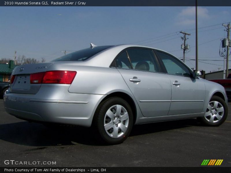 Radiant Silver / Gray 2010 Hyundai Sonata GLS