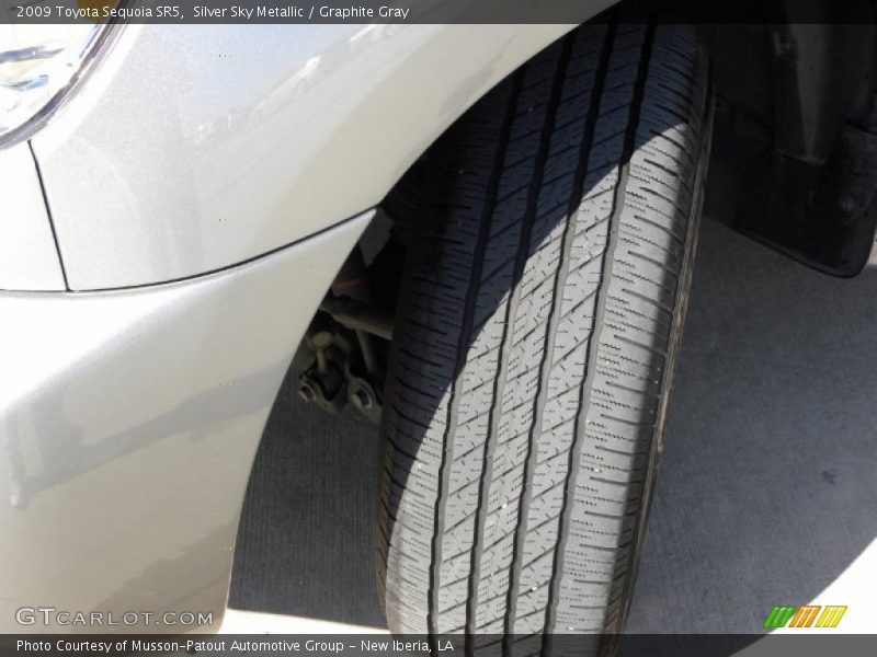 Silver Sky Metallic / Graphite Gray 2009 Toyota Sequoia SR5
