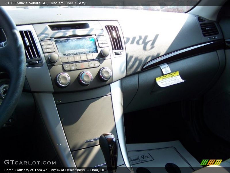 Radiant Silver / Gray 2010 Hyundai Sonata GLS