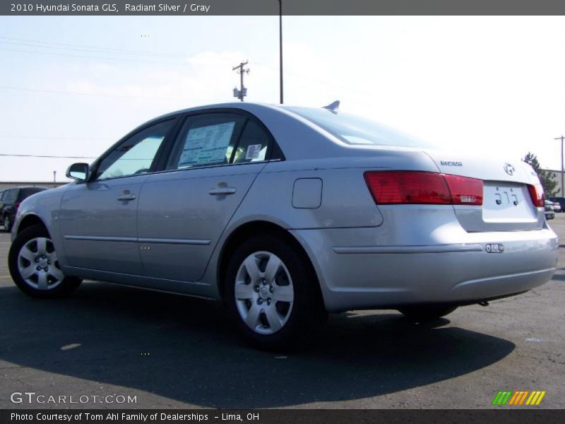 Radiant Silver / Gray 2010 Hyundai Sonata GLS