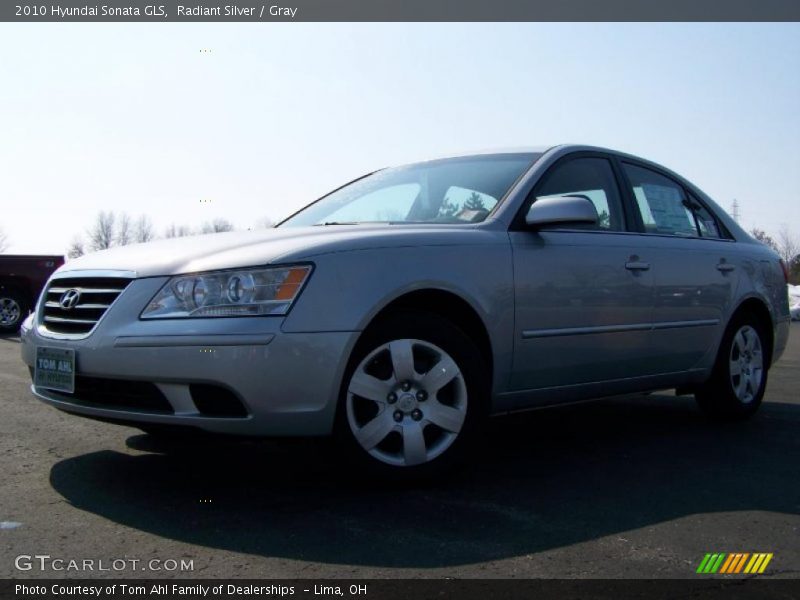 Radiant Silver / Gray 2010 Hyundai Sonata GLS